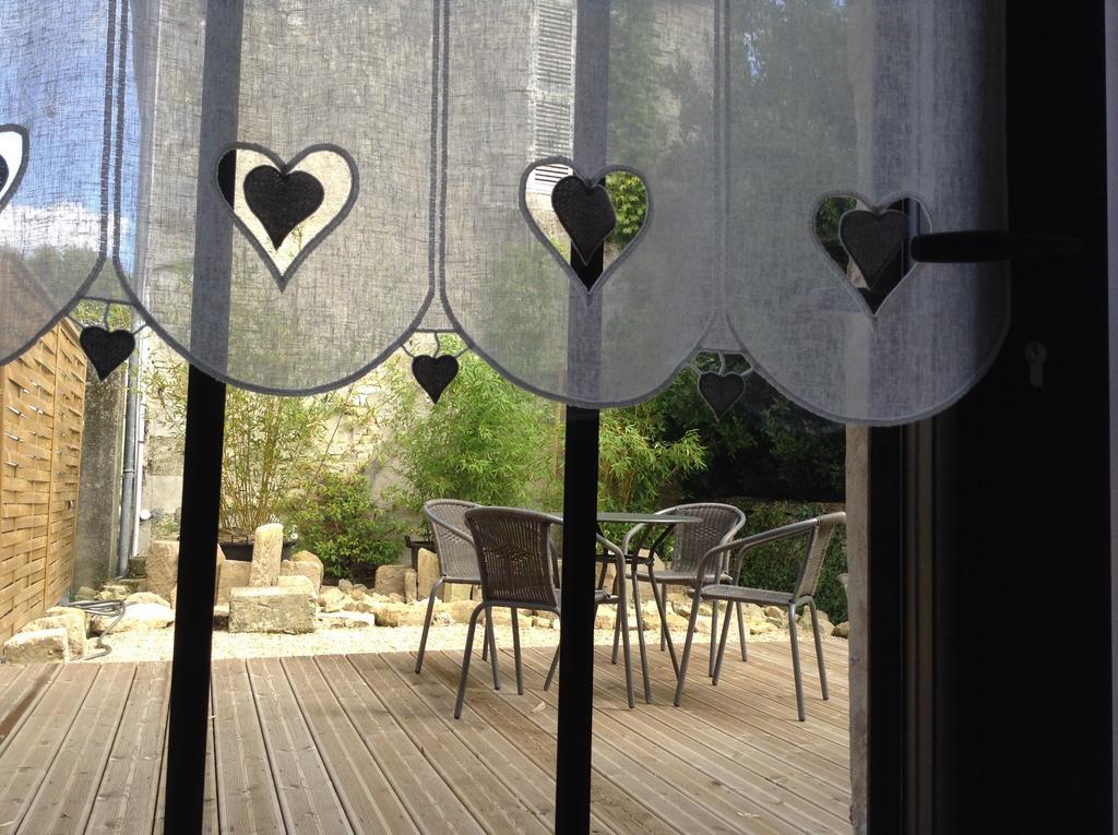 Bed and Breakfast La Grange D'Aunis Aigrefeuille-dʼAunis Exterior foto